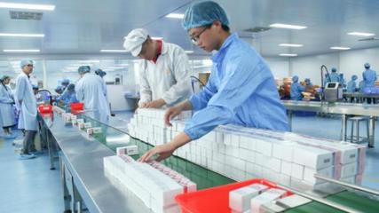 蘭希黎攜手蘭粉探秘工廠 匠心執(zhí)著，成就護(hù)膚之美